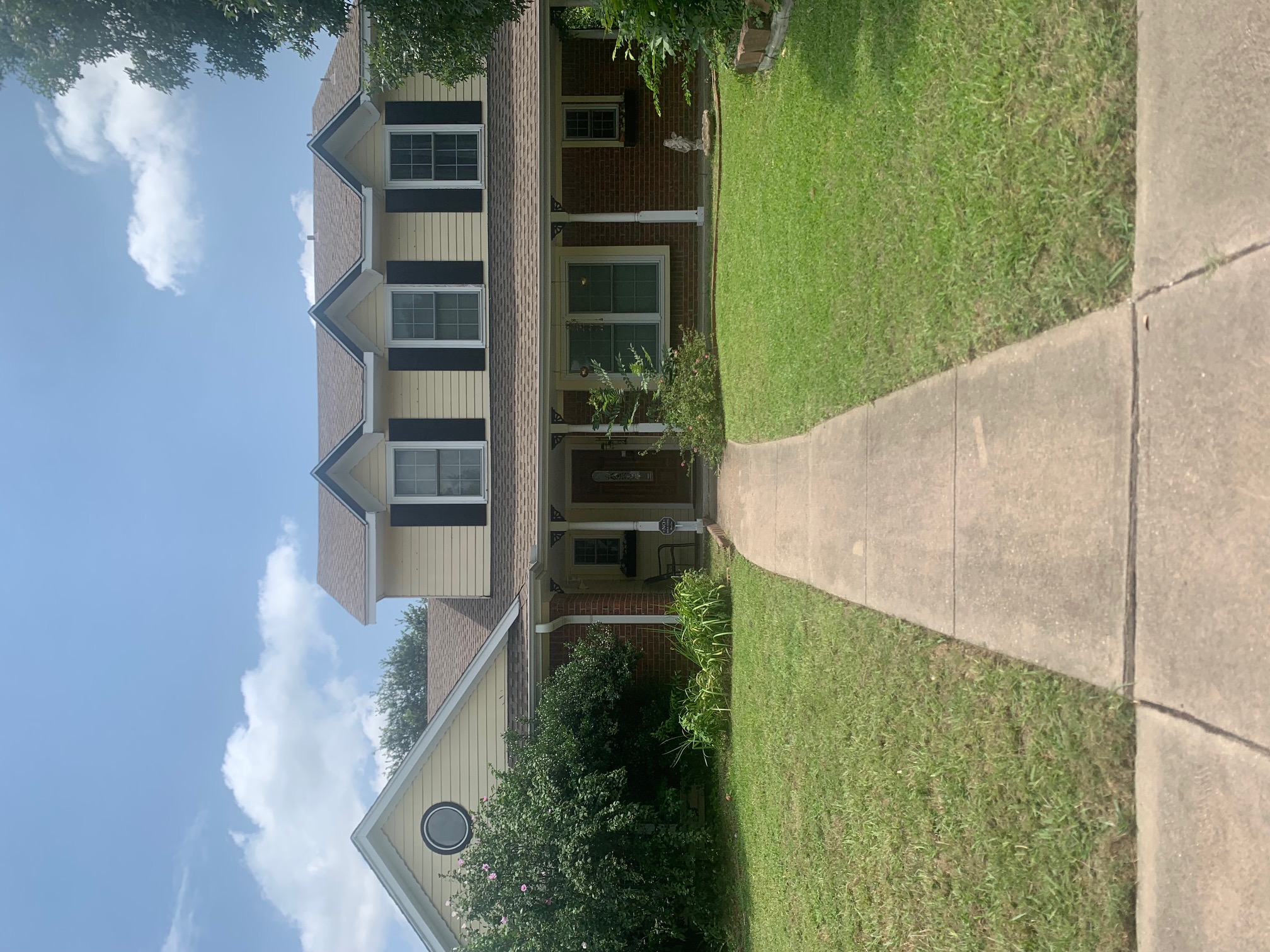 110 Ridgegate Drive